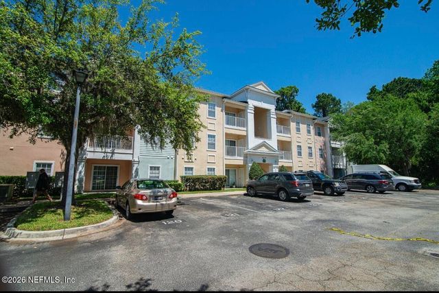 8235 LOBSTER BAY Court 305, Jacksonville, FL 32256