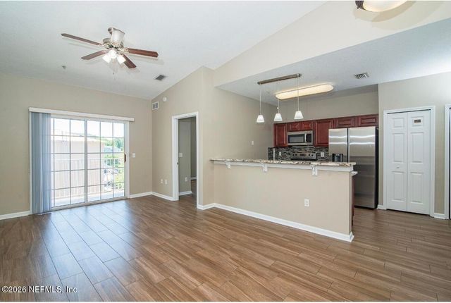 8235 LOBSTER BAY Court 305, Jacksonville, FL 32256