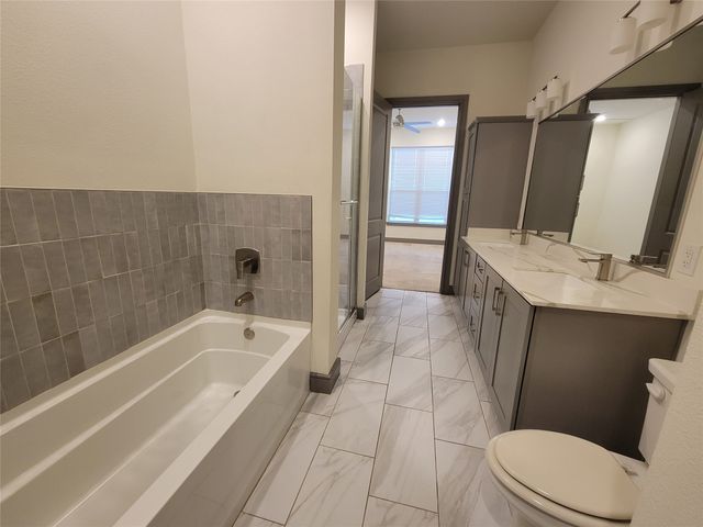 2700 Old Denton Road 1017, Carrollton, TX 75007