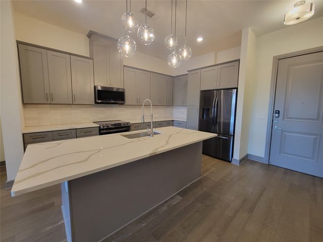 2700 Old Denton Road 1017, Carrollton, TX 75007