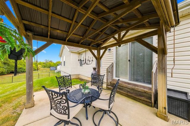 279 Sonnet Circle, Wentzville, MO 63385