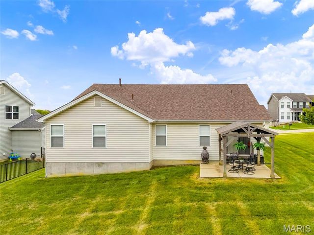 279 Sonnet Circle, Wentzville, MO 63385