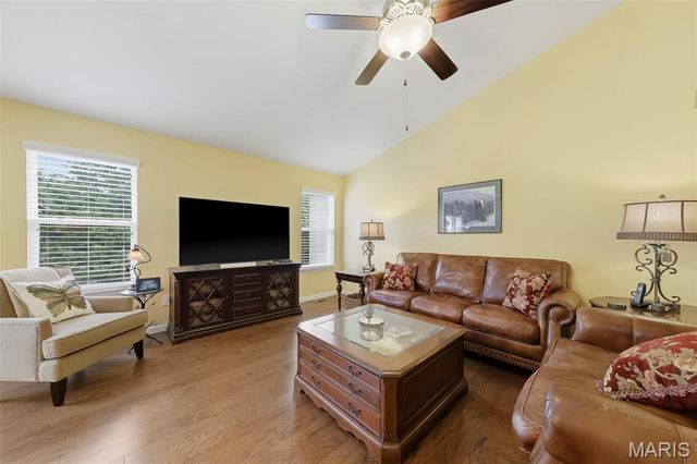 279 Sonnet Circle, Wentzville, MO 63385