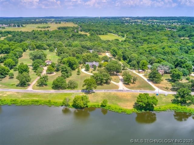 19805 S Lake Drive, Claremore, OK 74017