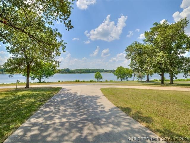 19805 S Lake Drive, Claremore, OK 74017