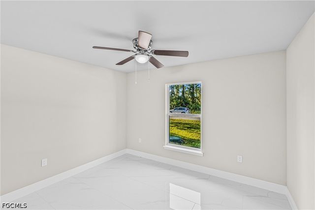 1011 Kent ST E, Lehigh Acres, FL 33974