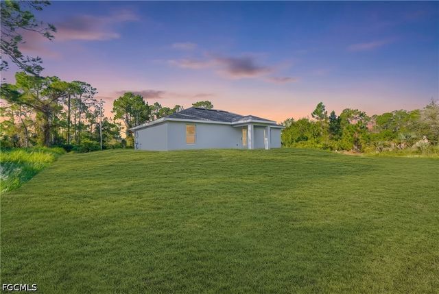 1011 Kent ST E, Lehigh Acres, FL 33974