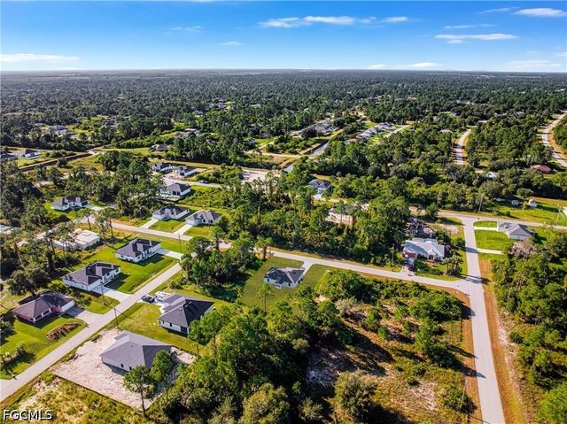 1011 Kent ST E, Lehigh Acres, FL 33974