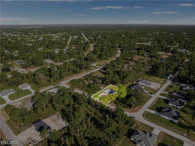 1011 Kent ST E, Lehigh Acres, FL 33974