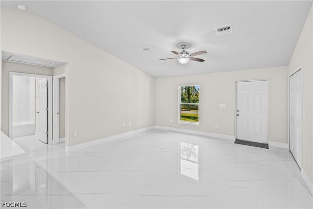 1011 Kent ST E, Lehigh Acres, FL 33974