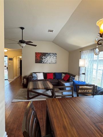 5806 Toddington Road, Humble, TX 77346