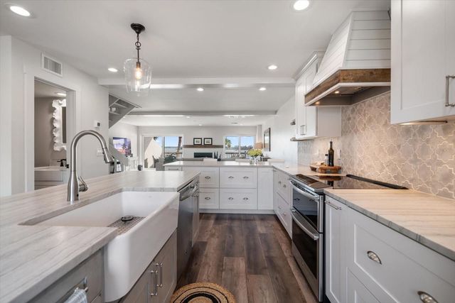 165 MARINA DEL REY COURT, Clearwater Beach, FL 33767