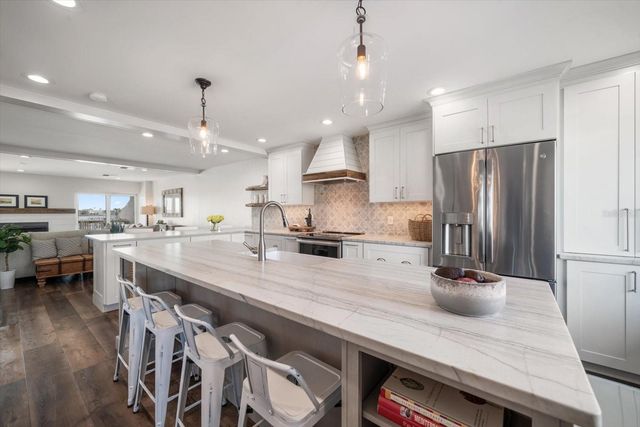 165 MARINA DEL REY COURT, Clearwater Beach, FL 33767