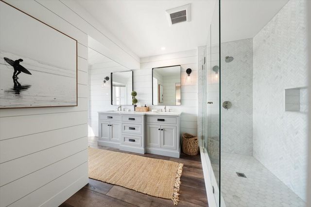 165 MARINA DEL REY COURT, Clearwater Beach, FL 33767