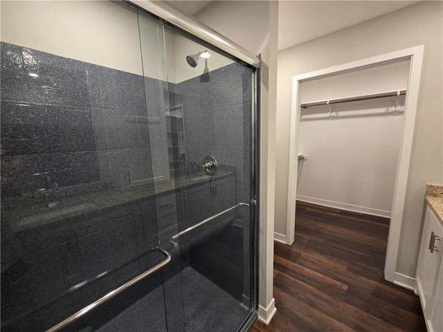 32 E 7th Street, Adrian, MO 64720