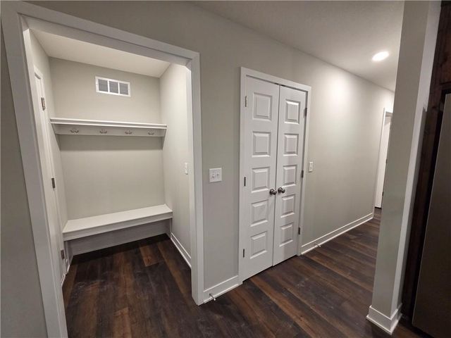 32 E 7th Street, Adrian, MO 64720