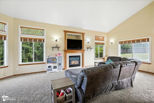 1780 N Citation Circle, Palmer, AK 99645