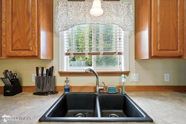1780 N Citation Circle, Palmer, AK 99645