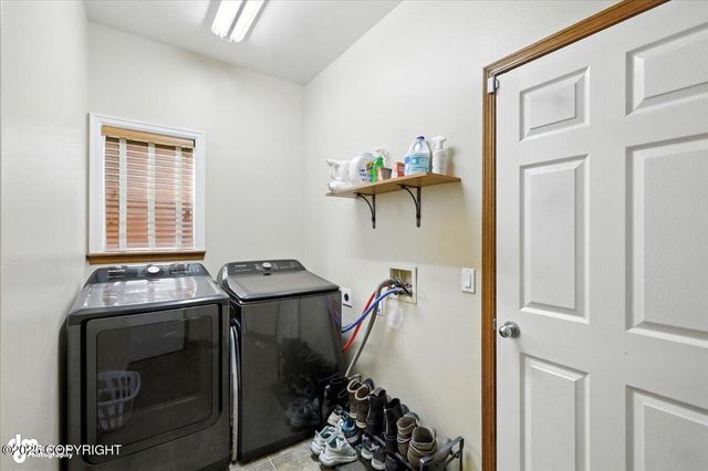 1780 N Citation Circle, Palmer, AK 99645