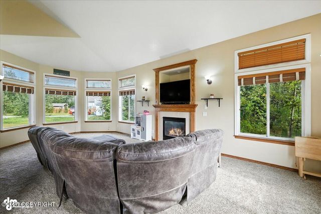 1780 N Citation Circle, Palmer, AK 99645