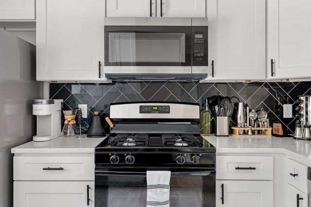 1618 Webberville RD A, Austin, TX 78721