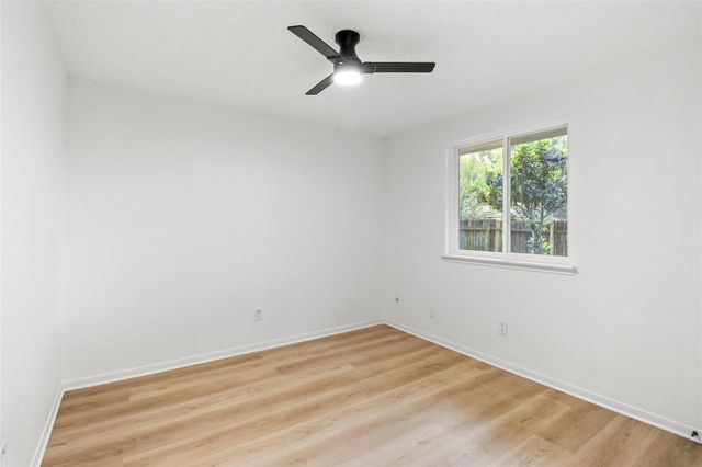 15814 Kenbriar Drive, Houston, TX 77489