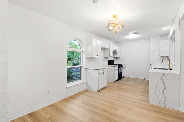15814 Kenbriar Drive, Houston, TX 77489