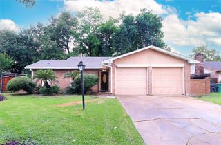 15814 Kenbriar Drive, Houston, TX 77489
