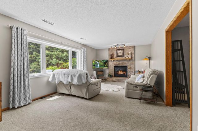 11811 139th Avenue N, Dayton, MN 55327