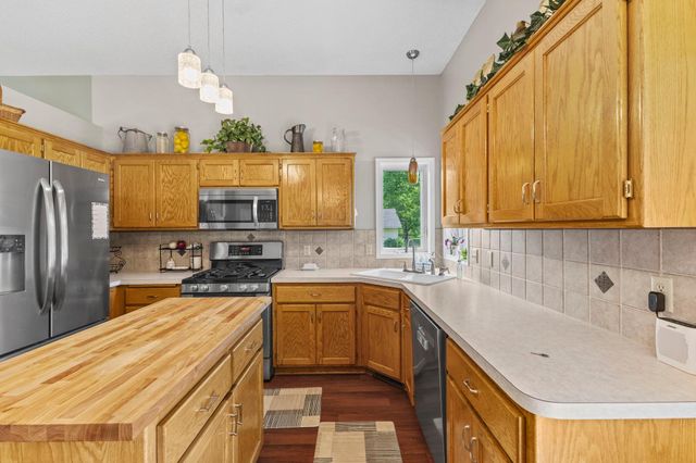 11811 139th Avenue N, Dayton, MN 55327