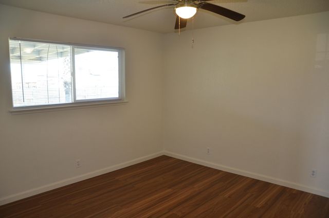 1410 W Bush Street, Lemoore, CA 93245