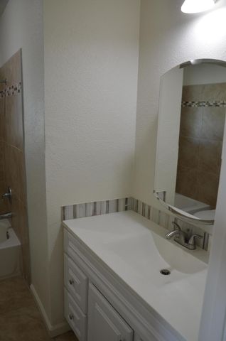 1410 W Bush Street, Lemoore, CA 93245