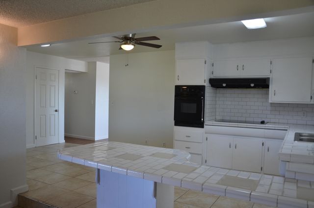 1410 W Bush Street, Lemoore, CA 93245