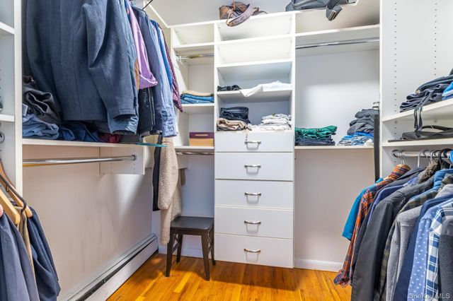 977 Woodcliff Drive, Franklin Square, NY 11010