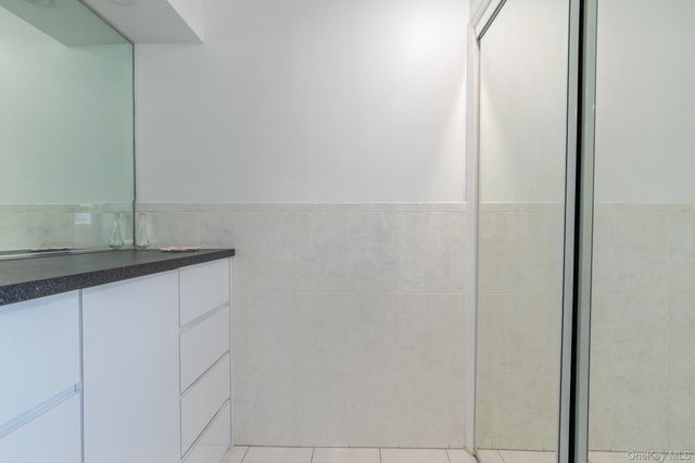 977 Woodcliff Drive, Franklin Square, NY 11010