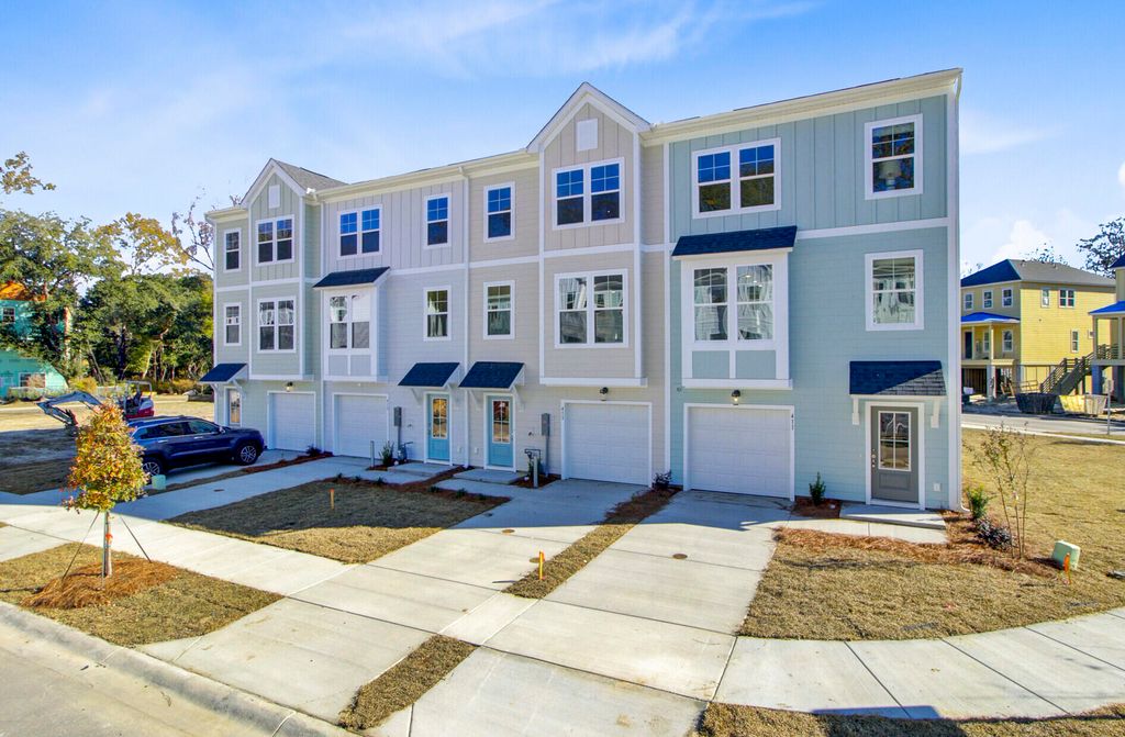 435 Caledon Court, Johns Island, SC 29455