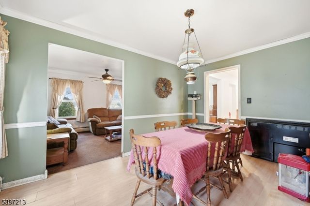 5 Storms Pl, Wanaque Boro, NJ 07420