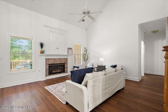 303 Apple Blossom Court, Brandon, MS 39047