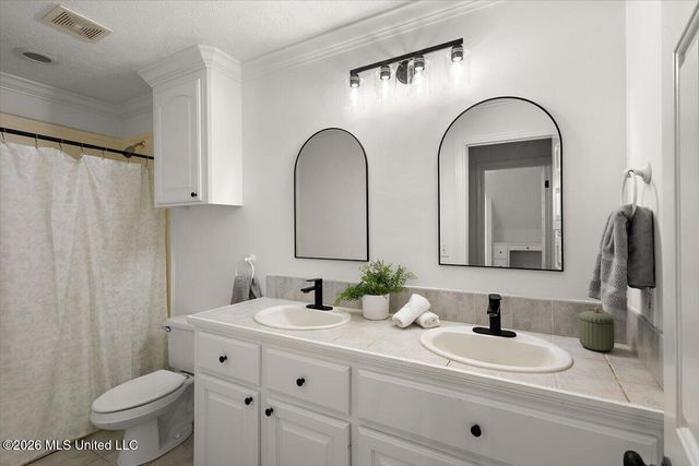 303 Apple Blossom Court, Brandon, MS 39047