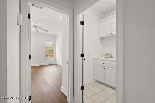 303 Apple Blossom Court, Brandon, MS 39047