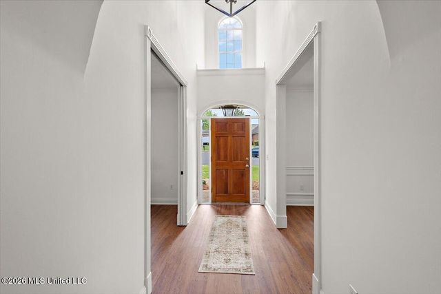 303 Apple Blossom Court, Brandon, MS 39047