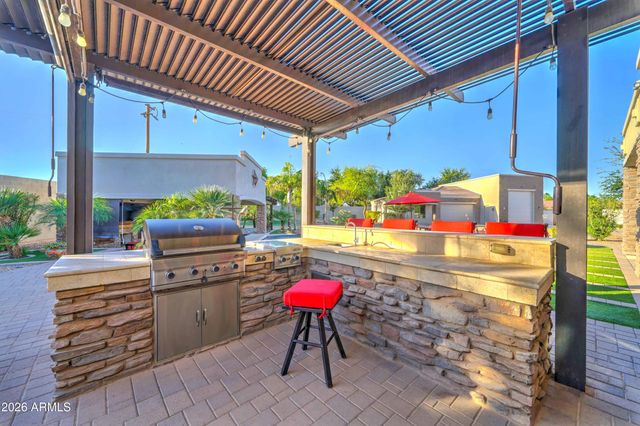 11228 E BELLFLOWER Court, Chandler, AZ 85249