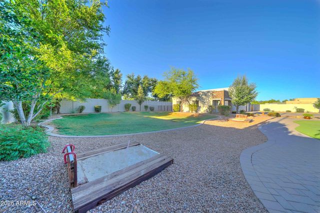 11228 E BELLFLOWER Court, Chandler, AZ 85249