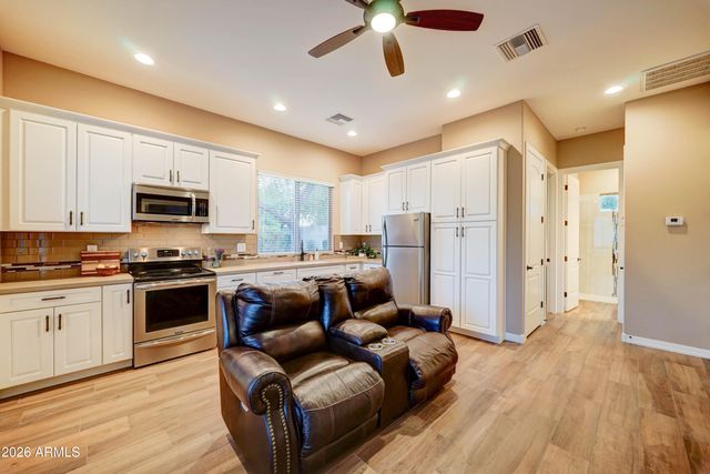 11228 E BELLFLOWER Court, Chandler, AZ 85249
