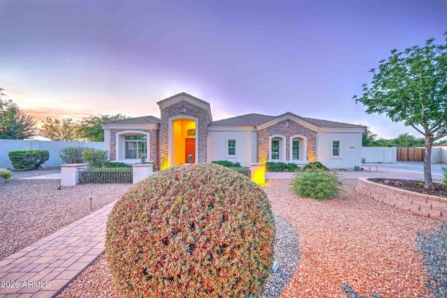 11228 E BELLFLOWER Court, Chandler, AZ 85249