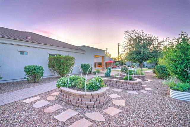 11228 E BELLFLOWER Court, Chandler, AZ 85249
