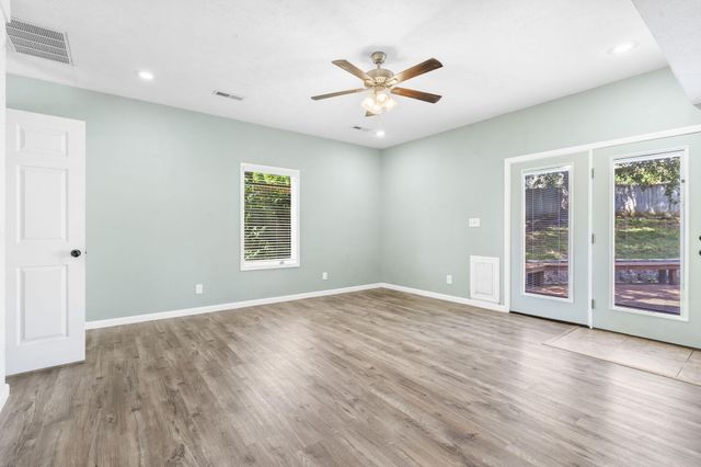 2069 Preakness Drive, Nixa, MO 65714