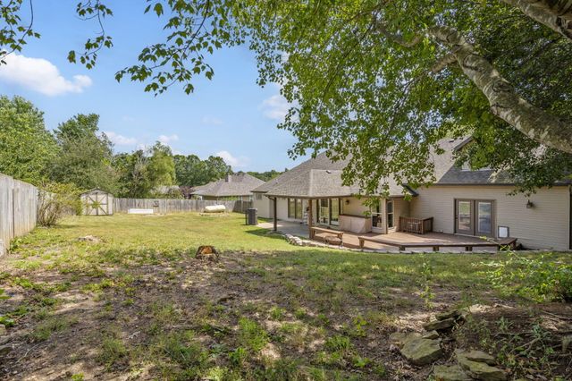 2069 Preakness Drive, Nixa, MO 65714