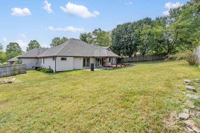 2069 Preakness Drive, Nixa, MO 65714