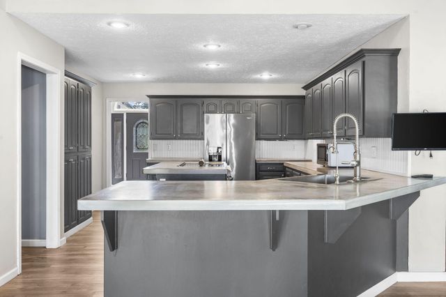 2069 Preakness Drive, Nixa, MO 65714